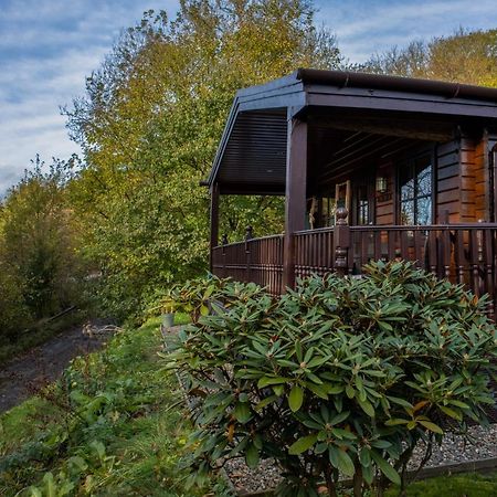 The Steadings Log Cabins Kettlebridge Exterior photo