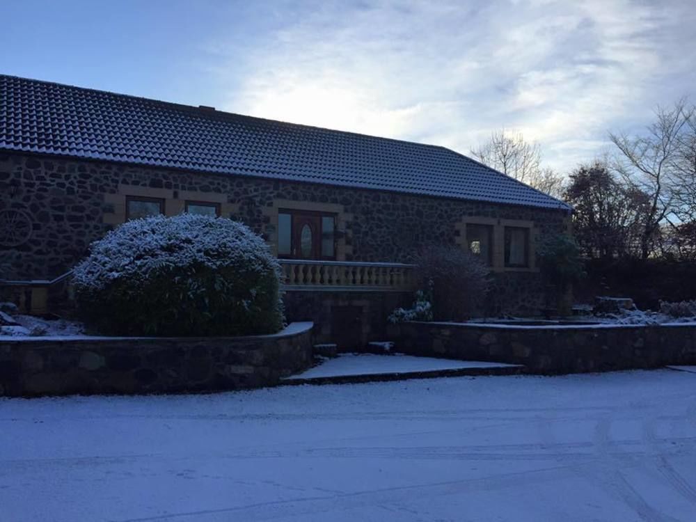 The Steadings Log Cabins Kettlebridge Exterior photo